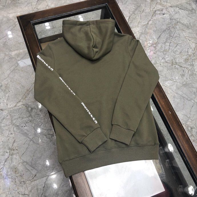 Felpa Moncler con logo sul petto e stampa sulle braccia