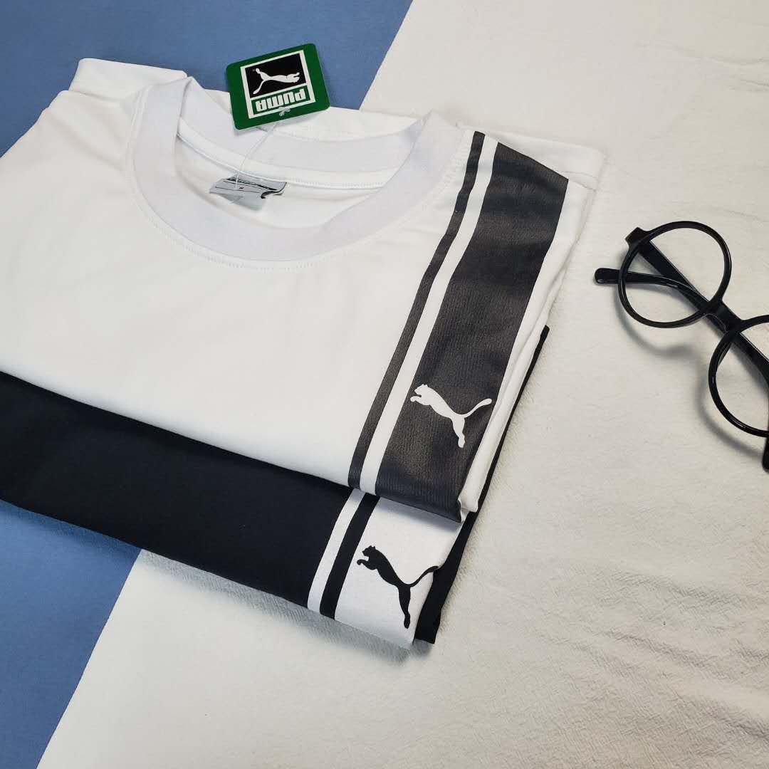 T-Shirt Puma con riga verticale