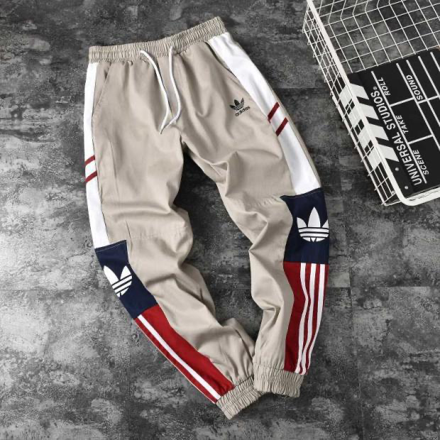 Pantalone Adidas con bande laterali