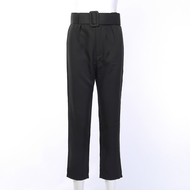 Pantaloni a vita alta con cinturone e gamba dritta