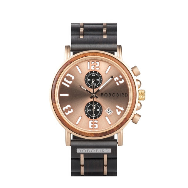Orologio in legno con sfondo lucido