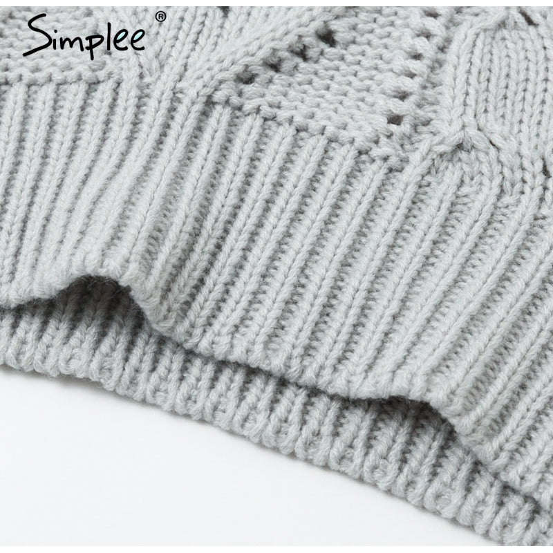 Maglione con disegno ricamato a rombi