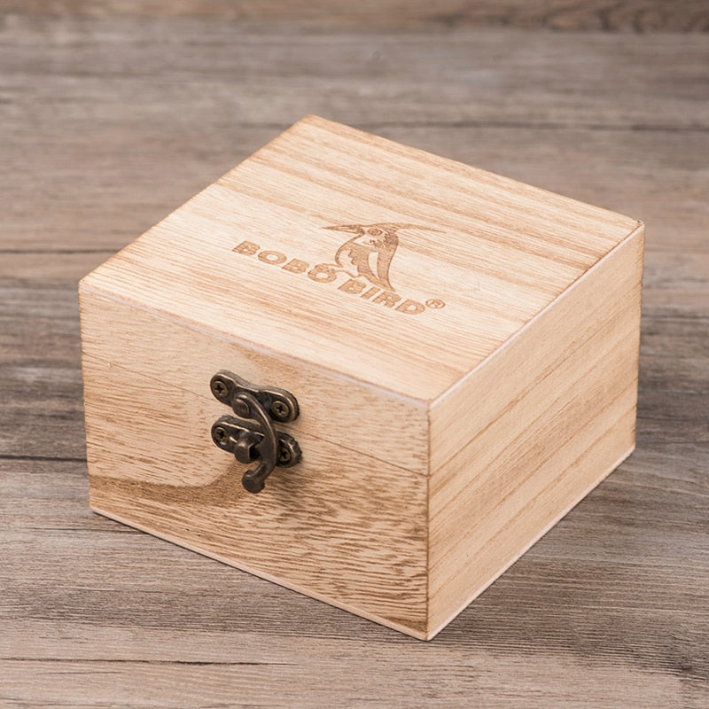 Orologio in legno e acciaio