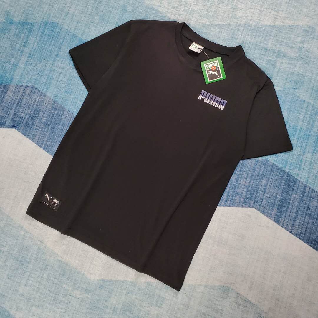 T-Shirt Puma con logo sul petto e stampa sulla schiena