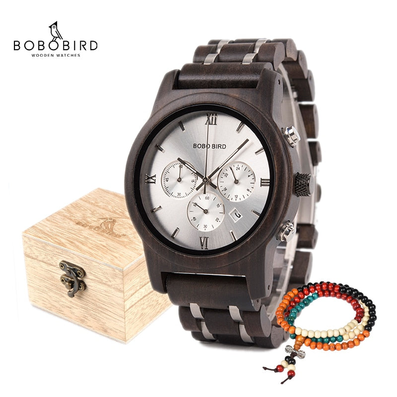 Orologio in legno con sfondo metallizzato